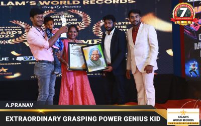 EXTRAORDINARY GRASPING POWER GENIUS KID