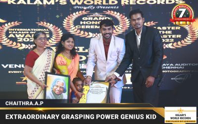 Extraordinary Grasping Power Genius Kid