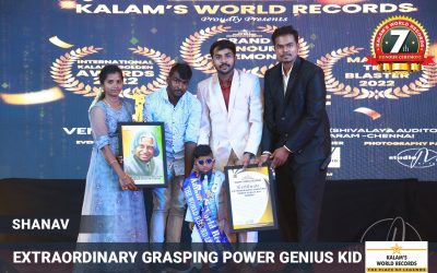Extraordinary Grasping Power Genius Kid