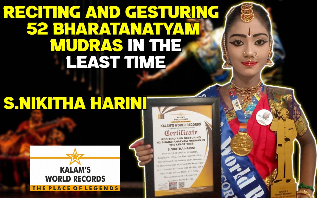 Reciting And Gesturing 52 Bharatanatyam Mudras In The Least Time
