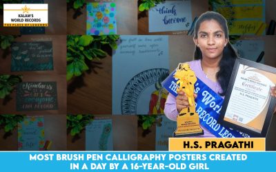 Most Brush Pen Calligraphy Posters Created in a Day by a 16-year-old Girl
